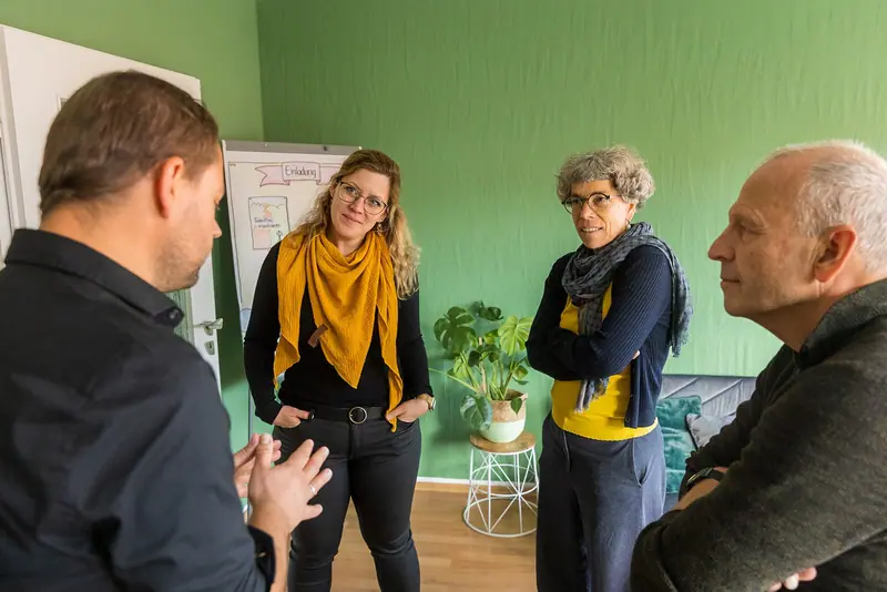 Gespräch in kleiner Runde während eines ISH-Coaching-Workshops